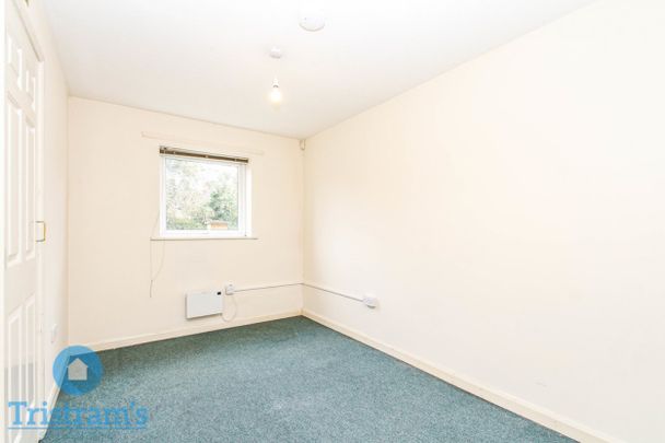 2 bed Apartment for Rent - Photo 1