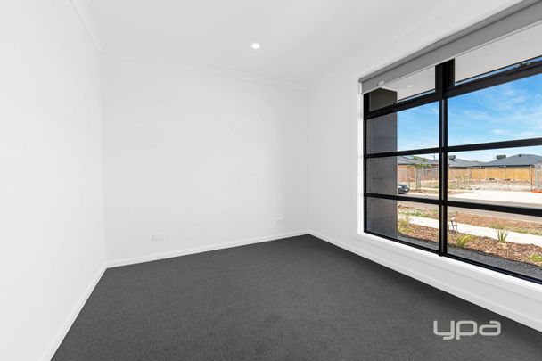 BRAND NEW FAMILY HOME! - Photo 1