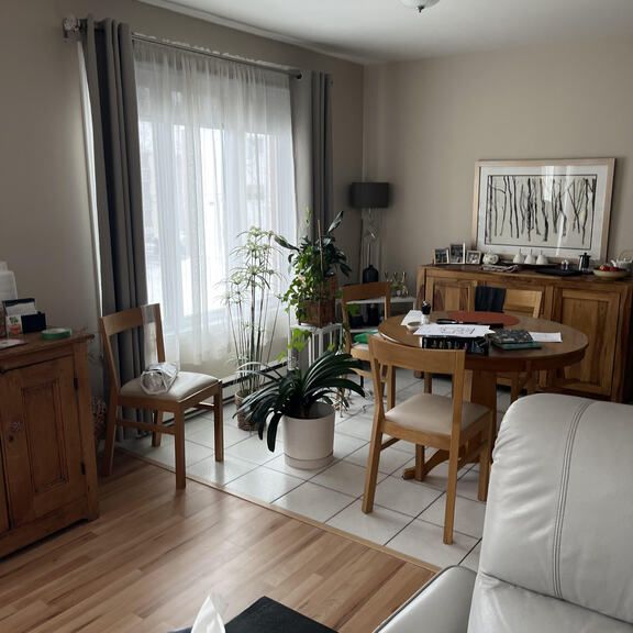 Très Lumineux Et Endroit Calme - Photo 2