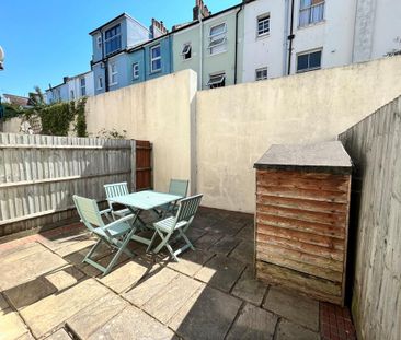 4 bedroom terraced house to rent - Photo 5