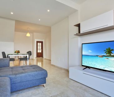 99 C. Juan Rejón, Las Palmas de Gran Canaria, Canary Islands 35008 - Photo 5