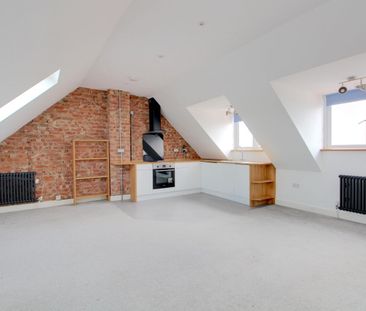 3 Bedroom - Photo 5
