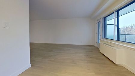 4555 Bonavista Avenue - Photo 3