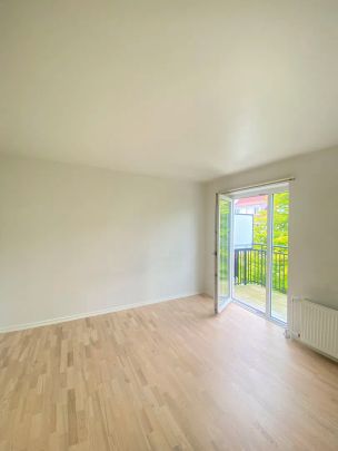 Lysfyldt 3-værelses lejlighed nær vand og park - Photo 1