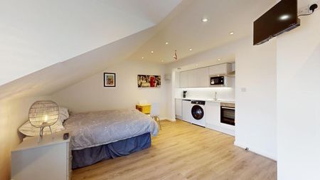 Studio Flat, Chichele Road, NW2 - Photo 2