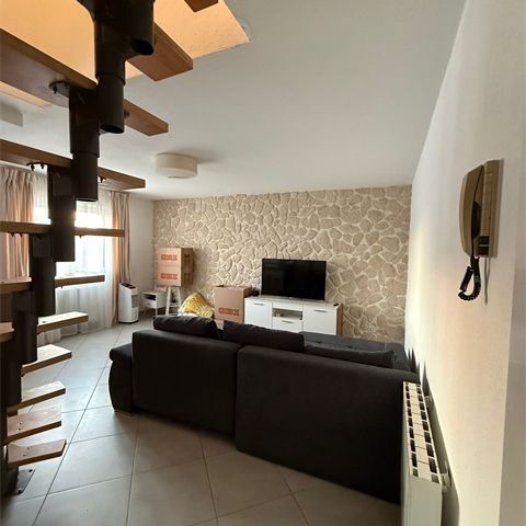 Location Appartement 64.27 M² HUNINGUE 805 € - Photo 1