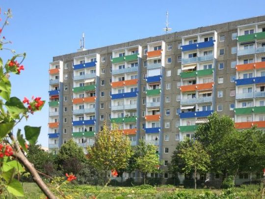 Moderne 3-Zimmer-Wohnung mit Balkon - direkt am Wald - Photo 1