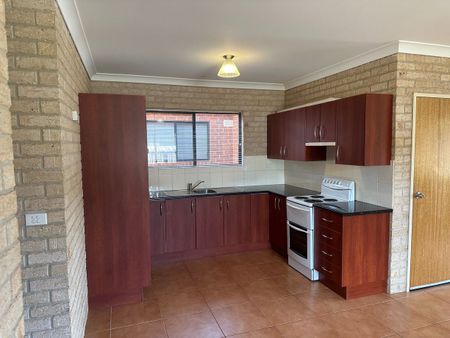 THREE BEDROOM DUPLEX IN MALONEYS BEACH - Photo 2