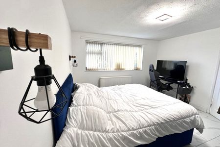 Austin Drive - Photo 3