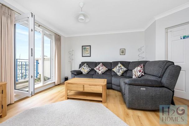 3 bedroom apartment to rent - Photo 1