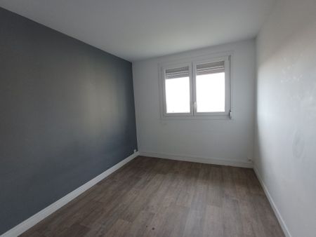 Location Appartement 5 pièces 81m² REIMS 51100 - Photo 3