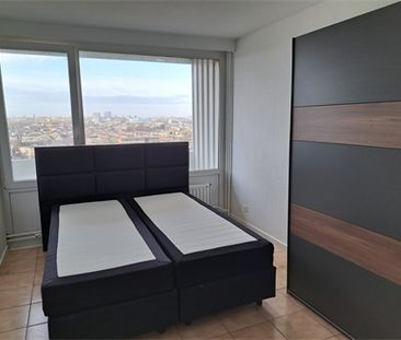 Een gunstig gelegen appartement met lift en met zicht op de skyline... - Photo 4