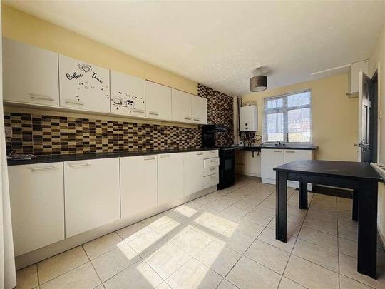 Bank Road, Atherstone, CV9 - Photo 1