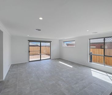 Modern living in a brand new home - Photo 1