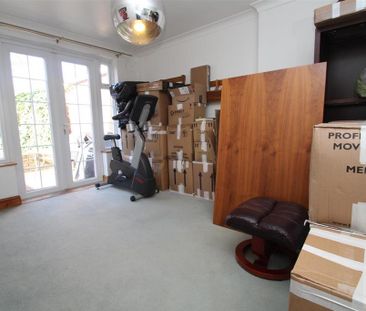 3 bedroom semi-detached house to rent - Photo 6