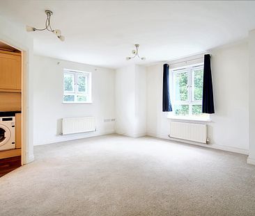 2 Bedroom Flat / Apartment to let - Photo 6