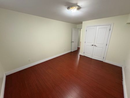 Ground Level Two Bedroom Suite in Fleetwood - Photo 2