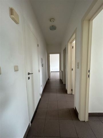 Gezellig appartement met 1 slaapkamer en carport. - Foto 2