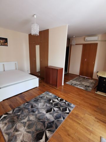 Garsonieră de închiriat, 50 mp, decomandată - Photo 4