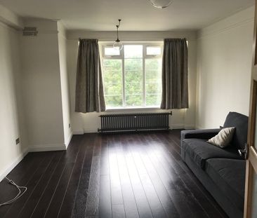 Room in a Shared Flat, Brockwell Court, SW2 - Photo 1