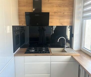 Dwupokojowe mieszkanie pod wynajem Widok - Zdjęcie 3