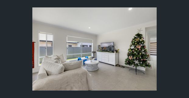 Spacious Family Home - Photo 1