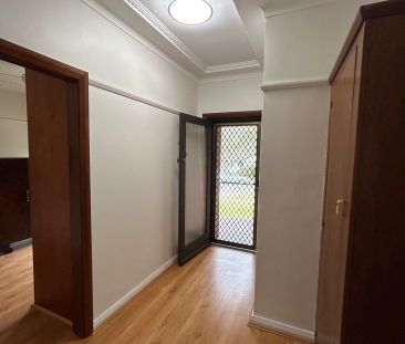 Freshly renovated house In Walk-to Everything Location perfect from... - Photo 3