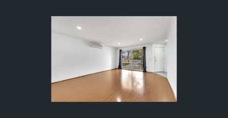 Lovely Family Home in Glen Waverley! - Photo 4