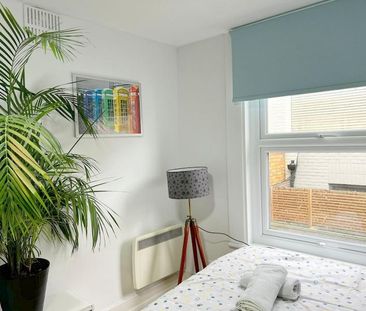 Studio to rent - Photo 6