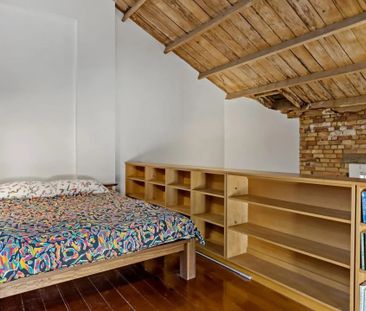 Sophisticated Living - Photo 2