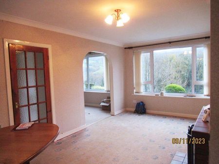 3 bedroom semi-detached house to rent - Photo 2