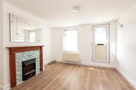 1 bedroom end of terrace house to rent - Photo 2