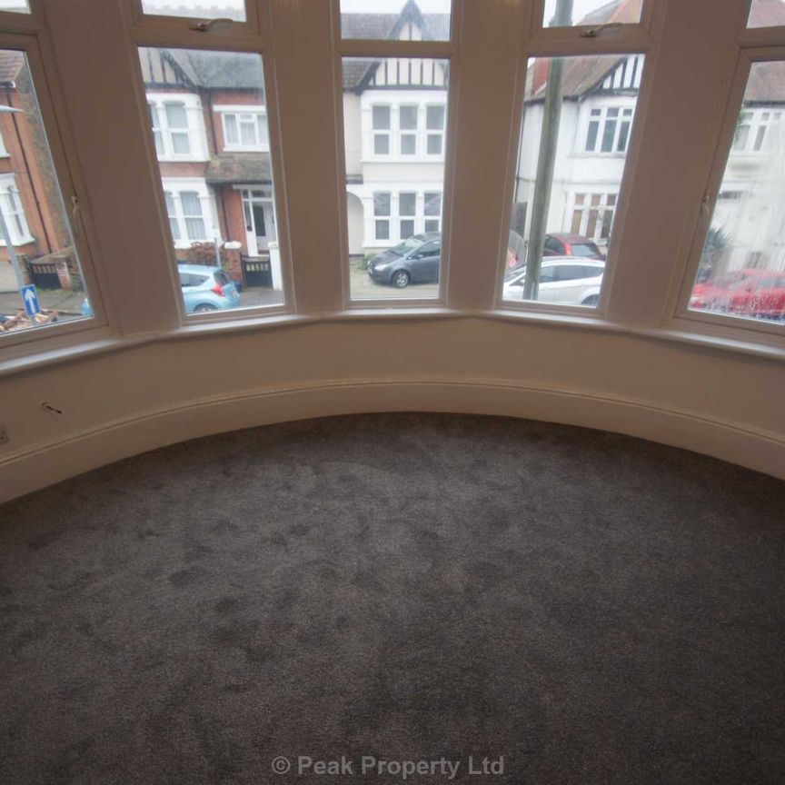 Elderton Road, Westcliff On Sea - Photo 1