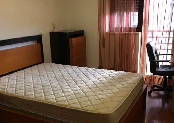 Arrendo quarto estudio em Coimbra