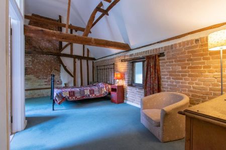 2 bedroom semi-detached house to rent - Photo 5