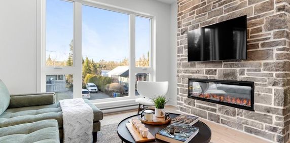 condo à louer, 4 1/2, internet et service câble inclus *** - Photo 2