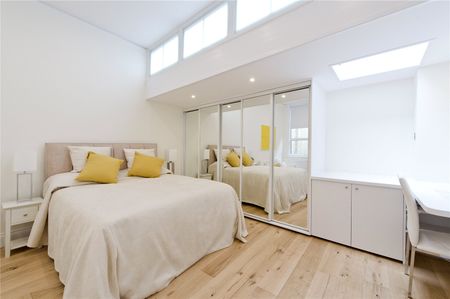 Cheniston Gardens, Kensington, W8, London - Photo 2