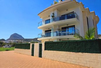 WINTER RENTAL. 2 bedroom apartment for rent in Javea port area.