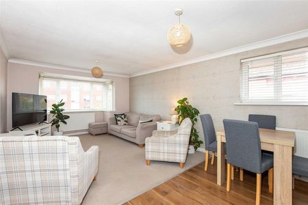 Victoria Road, Worthing - Photo 2