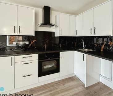 Rainham Road, RAINHAM - Photo 4