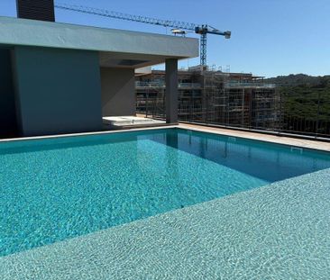 3 Bedroom Apartment with swimming pool, Miraflores, Oeiras - Photo 1