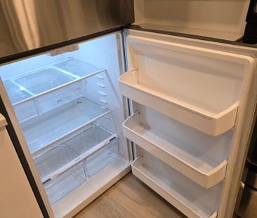 For Lease - 8 Samba Street, Richmond Hill, Ontario - Photo 3