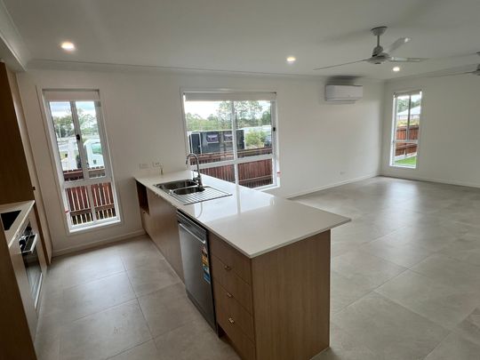 3 Kashmir Cct, Greenbank QLD 4124 - House For Rent | Domain - Photo 1