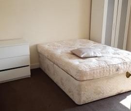5 bedroom terraced house to rent - Photo 4