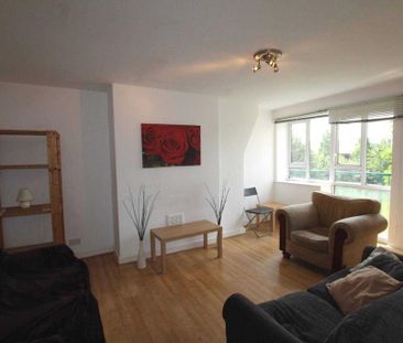 3 bedroom apartment to rent - Photo 2