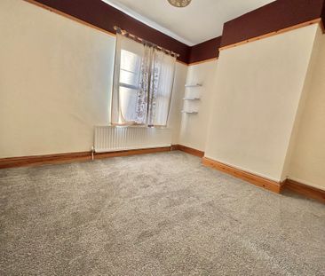 Bulkington Road, Bedworth, CV12 - Photo 4