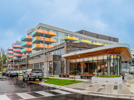 For Lease - 333 Sunseeker Avenue Unit# 117, Innisfil, Ontario - Photo 2