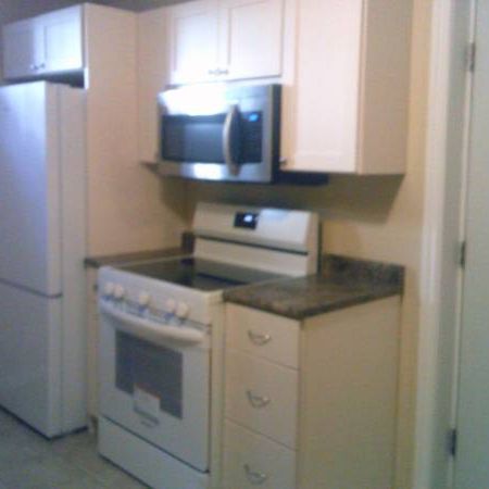 PORT ALBERNI: 2 bedroom basement suite - Photo 1