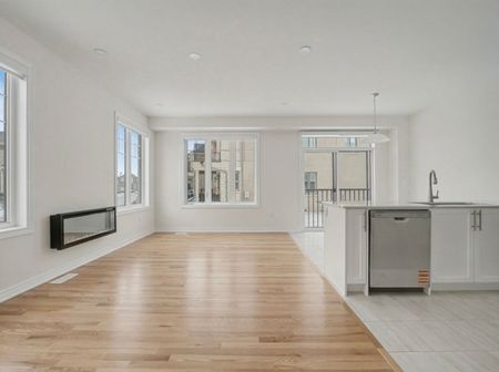 For Lease - 396 Kennedy Circle, Milton, Ontario - Photo 3