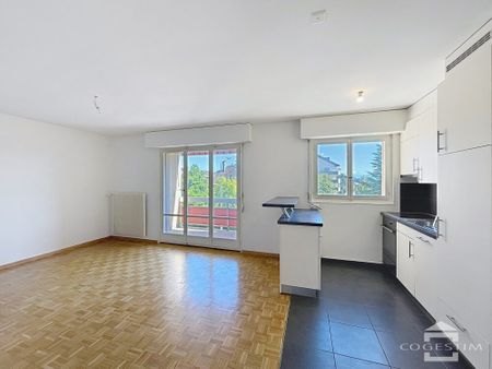 Proche de toutes commodités, appartement de 2 pièces au 2ème étage - Photo 3